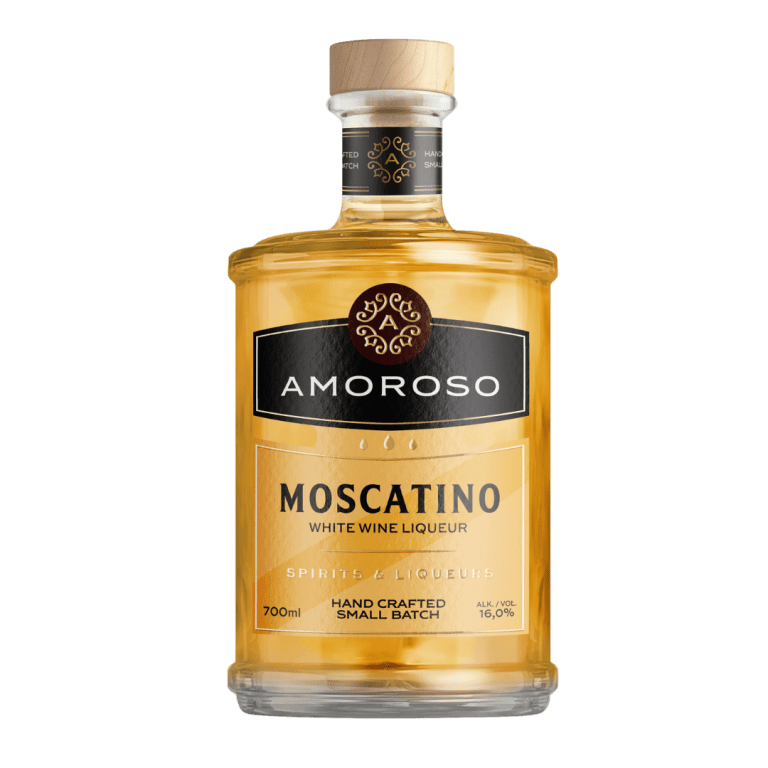 Amoroso Moscatino liker u staklenoj boci, zlatno-žute boje, koja odražava svjež i aromatičan okus muškata žutog. Elegantan i ukusan izbor za ljubitelje likera od vina